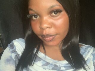 beautiful webcam girl LindaBernard