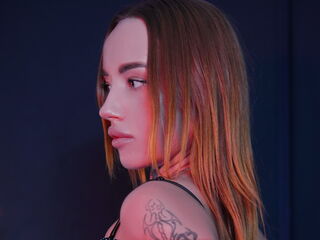 nude camgirl pic MagicalYana