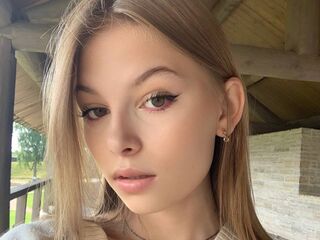 naked girl with live cam fingering MaidaKirakosyan