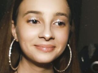 adultcam picture ManieLaverne