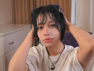 camslut fingering shaved pussy MarciaDias