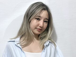 naked girl with webcam masturbating with sextoy MarilynnHubler
