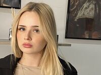 naughty chatroom MarnieRhyner