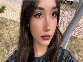 naked camgirl masturbating MeghanSkomo