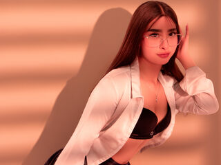 girl chatroom MelanyBloom