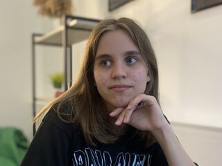 bedroom web cam MelisaVonk