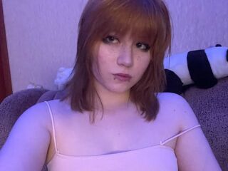 naked girl with webcam masturbating with sextoy MiSokimo