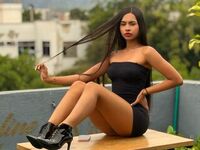 girl topless MiaBassile