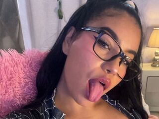 nude webcamgirl MihaCameron