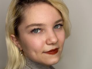 camgirl porn cam MillieBlunch