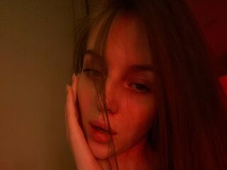 girl fingering pussy MillieBurnworth