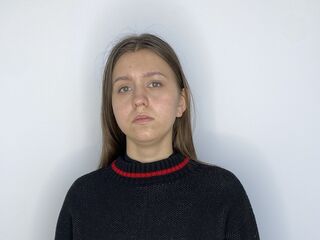 cam slut chat room MiriamWhitener