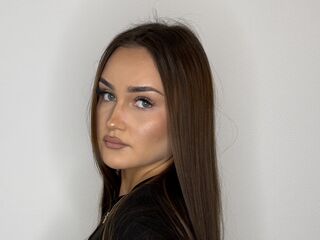 webcam strip tease show MyrnaMackesy