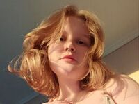 topless webcam girl Olivialivoli