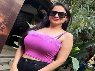 hot cam girl masturbating with vibrator PeachyGlow