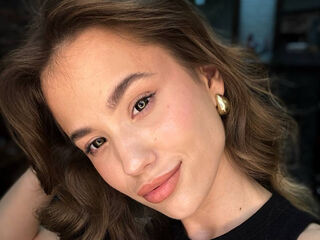 live chatroom PearlyLominack