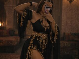 hot cam girl fingering PerlaZoey