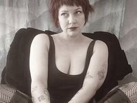 camgirl masturbating with vibrator PoppyKryze