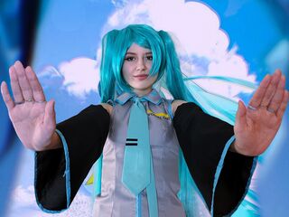 nude camgirl photo ReutLina