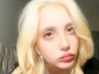 hot chatroom RubiAntonakos