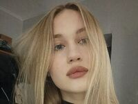 chat room live sex cam SadieTandon