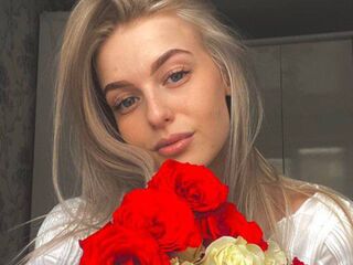 naked camgirl picture SamantaKittie