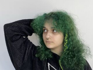 camwhore video SamellaMagowan