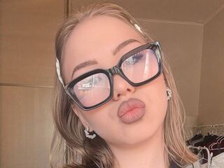 adult webcam chat SaraBaier