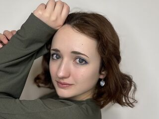 cam hooker SaundraTowler