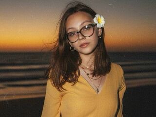 cam girl playing with sextoy ShakitaKalama