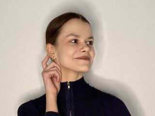 cam girl playing with vibrator TashinaEndresen