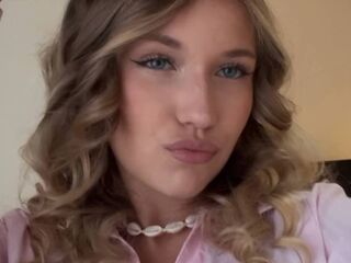 hot girl cam ThomasineKemery