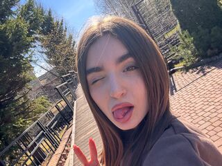 camwhore masturbating with vibrator ValarieZohn