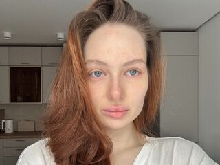 naked girl with webcam VelmiraFlux