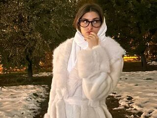 Kinky webcam girl YukoHazer