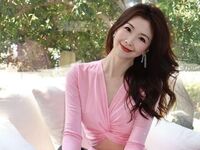 camgirl shaving pussy xiaoping